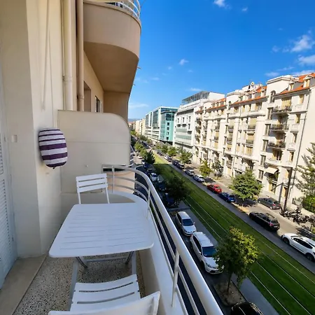 2 Bedroom, Private Bath Near *