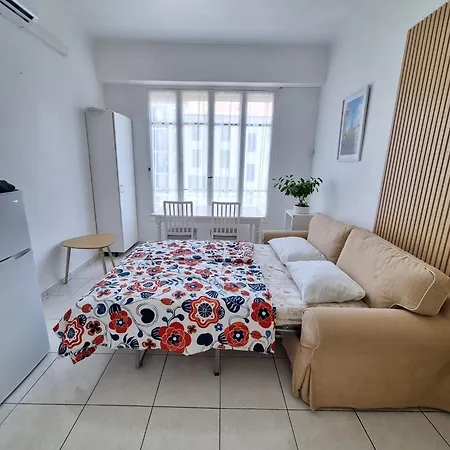 Habitación en casa particular 2 Bedroom, Private Bath Near *